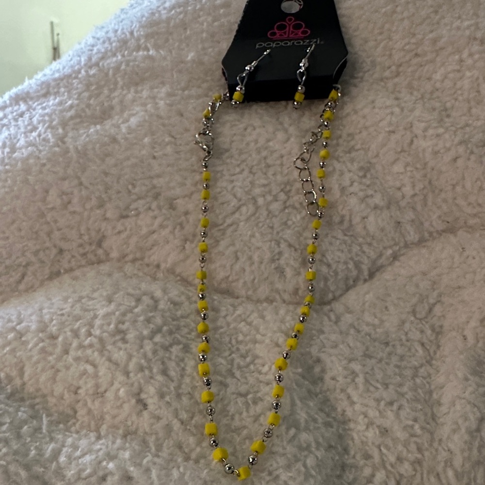 Paparazzi Vibrant Yellow and Silver Necklace Set